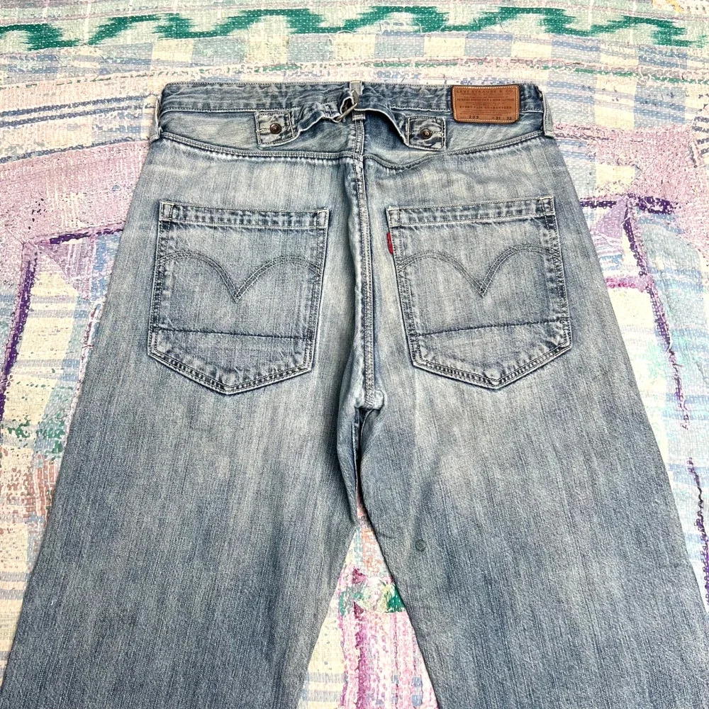 Rare Levi's 203 Cinch buckle back Loose Fit Jeans Size 31x29